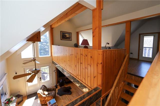 33 White Bear Crt, House detached with 4 bedrooms, 2 bathrooms and 19 parking in Temagami ON | Image 10