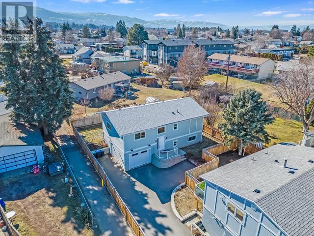 437 Primrose Rd, House detached with 3 bedrooms, 3 bathrooms and 2 parking in Kelowna BC | Image 39