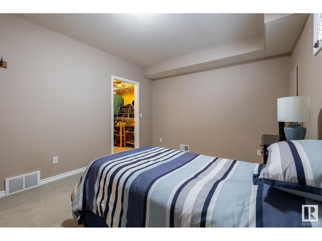 3223 22 Ave Nw, House detached with 4 bedrooms, 3 bathrooms and 4 parking in Edmonton AB | Image 48