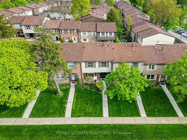 5 - 9 Palmdale Dr, Townhouse with 4 bedrooms, 2 bathrooms and 1 parking in Toronto ON | Image 27