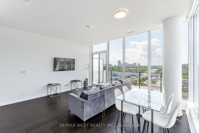 812 - 4208 Dundas St W, Condo with 2 bedrooms, 2 bathrooms and 1 parking in Toronto ON | Image 4