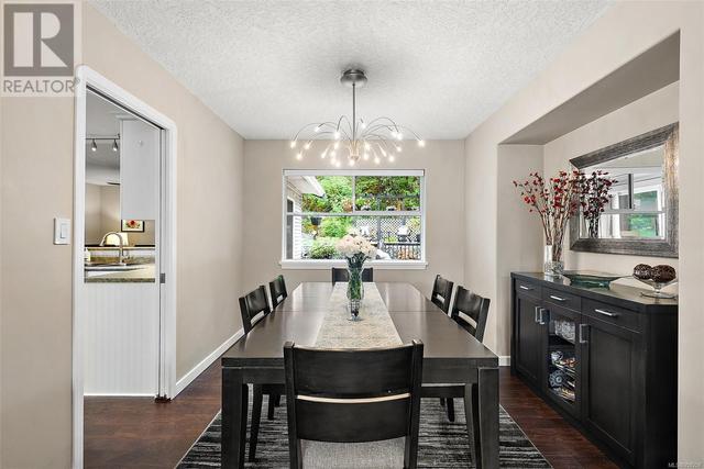122 Mocha Close, House detached with 3 bedrooms, 2 bathrooms and 2 parking in Langford BC | Image 5