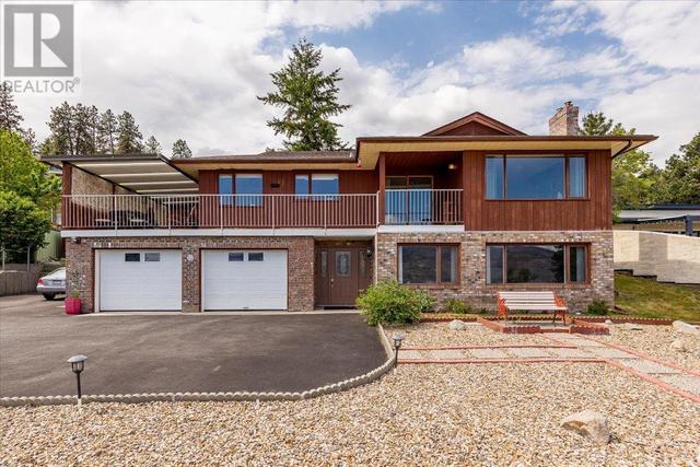 6514 Ferguson Pl, House detached with 4 bedrooms, 2 bathrooms and 7 parking in Peachland BC | Image 2