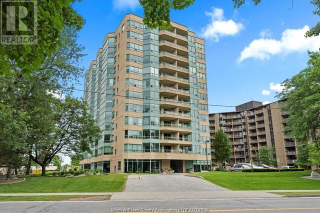 707 - 3601 Riverside Drive East, Condo with 2 bedrooms, 2 bathrooms and null parking in Windsor ON | Image 1