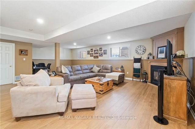 5991 Andrea Dr, House detached with 4 bedrooms, 2 bathrooms and 3 parking in Niagara Falls ON | Image 32