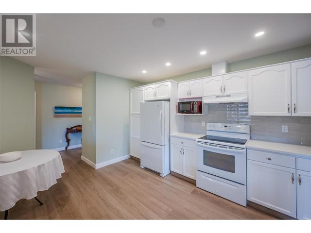 201 - 8412 Jubilee Rd, Condo with 2 bedrooms, 2 bathrooms and 1 parking in Summerland BC | Image 15