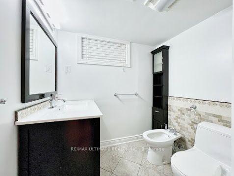 607 Queens Dr, House detached with 3 bedrooms, 2 bathrooms and 4 parking in Toronto ON | Image 26