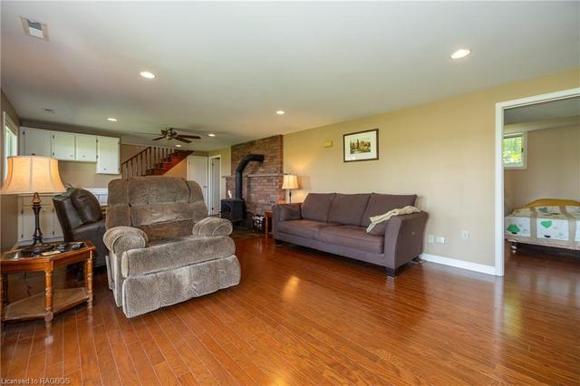 343570 Church Sideroad, House detached with 4 bedrooms, 2 bathrooms and 10 parking in Georgian Bluffs ON | Image 19
