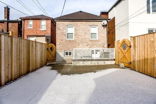 bsmt - 41 Amherst Ave, House detached with 1 bedrooms, 1 bathrooms and 0 parking in Toronto ON | Image 8