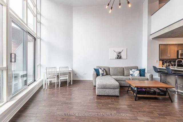 212 - 255 Richmond St E, Condo with 1 bedrooms, 1 bathrooms and 0 parking in Toronto ON | Image 4