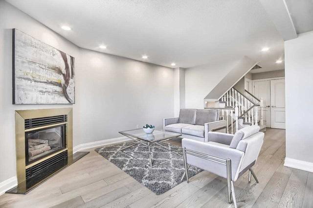 22 - 68 Alameda Circ, Townhouse with 3 bedrooms, 3 bathrooms and 2 parking in Vaughan ON | Image 11