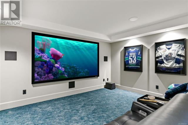 110 inch screen & 5.1 surround system | Image 51