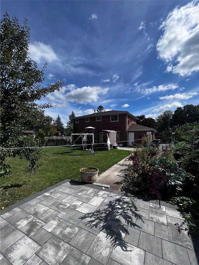 48 Gleneagle Cres, House detached with 4 bedrooms, 4 bathrooms and 6 parking in Toronto ON | Image 10
