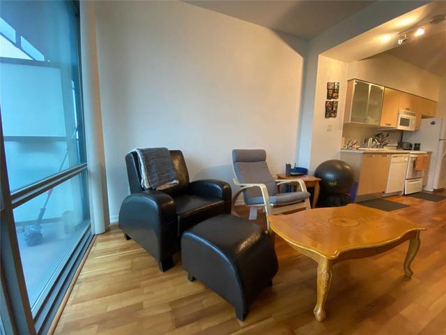 3909 - 38 Grenville St, Condo with 1 bedrooms, 1 bathrooms and 1 parking in Toronto ON | Image 10