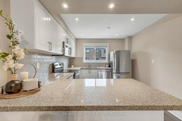 23 - 1520 Sixth Line, Townhouse with 3 bedrooms, 2 bathrooms and 2 parking in Oakville ON | Image 29