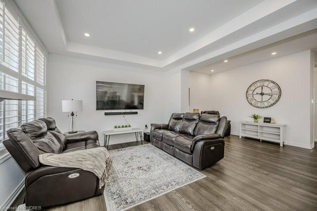 883 Hickory Cres Cres, House detached with 5 bedrooms, 3 bathrooms and 2 parking in Milton ON | Image 36