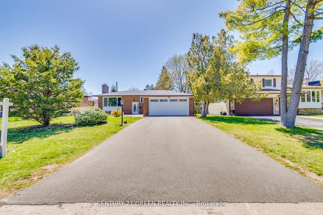 55 Regency Sq, House detached with 3 bedrooms, 2 bathrooms and 6 parking in Toronto ON | Image 12