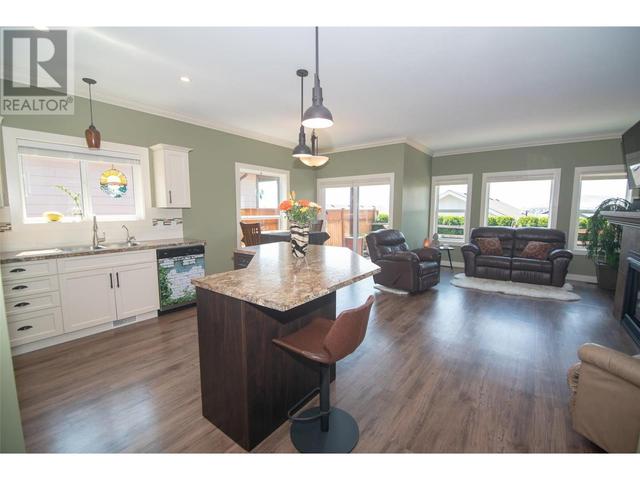 2100 Sage Cres, House other with 2 bedrooms, 2 bathrooms and 4 parking in Tsinstikeptum  9 BC | Image 5