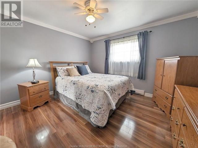 430 Petrie Ave, House detached with 5 bedrooms, 2 bathrooms and null parking in Bathurst NB | Image 7