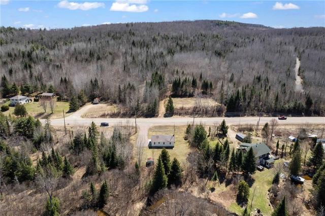 39025 Combermere Road, House detached with 3 bedrooms, 1 bathrooms and 4 parking in Madawaska Valley ON | Image 5