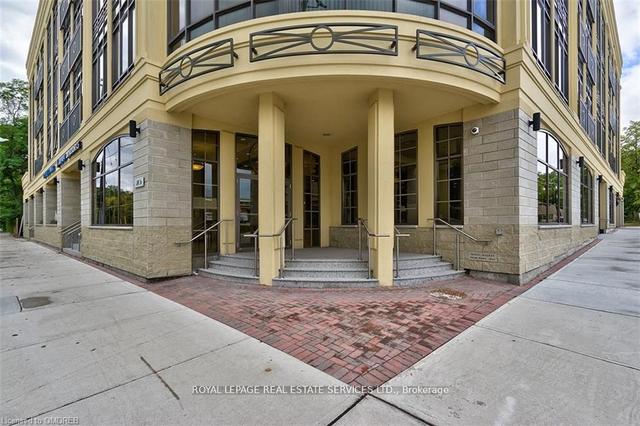 403 - 205 Lakeshore Rd W, Condo with 2 bedrooms, 2 bathrooms and 1 parking in Oakville ON | Image 14