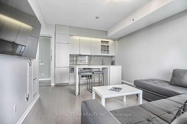 3608 - 101 Peter St, Condo with 1 bedrooms, 1 bathrooms and 0 parking in Toronto ON | Image 10