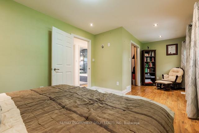 28 West Hampton Rd, House detached with 2 bedrooms, 2 bathrooms and 4 parking in St. Catharines ON | Image 17