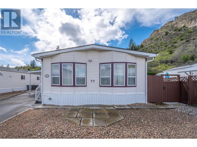 33 - 6822 Leighton Cres, House other with 2 bedrooms, 2 bathrooms and null parking in Okanagan Similkameen C BC | Image 2