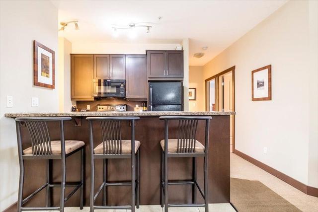 303 - 1500 Mcdonald Ave, Condo with 2 bedrooms, 2 bathrooms and 1 parking in Fernie BC | Image 4