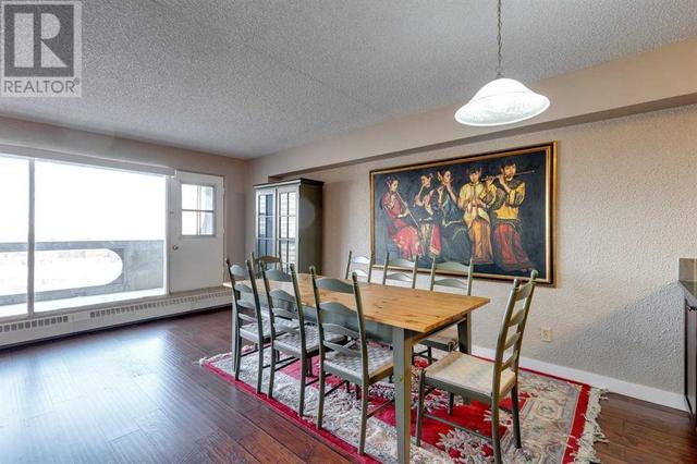 2906 - 221 6 Ave Se, Condo with 2 bedrooms, 1 bathrooms and 2 parking in Calgary AB | Image 8