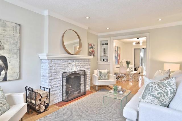 283 Woburn Ave, House semidetached with 3 bedrooms, 2 bathrooms and 1 parking in Toronto ON | Image 4