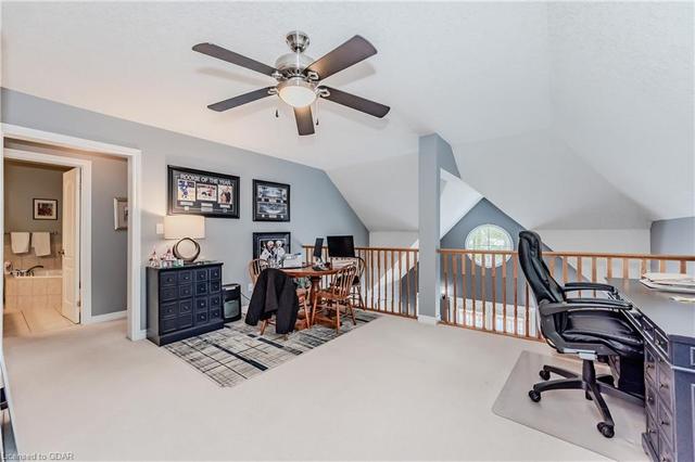 16 - 165 Terraview Cres, House attached with 3 bedrooms, 2 bathrooms and 4 parking in Guelph ON | Image 5