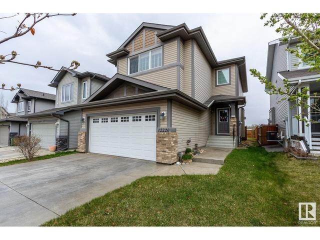 12220 172 Ave Nw, House detached with 3 bedrooms, 2 bathrooms and 4 parking in Edmonton AB | Image 2