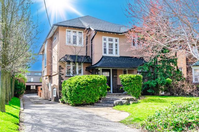 27 Rose Park Dr, House detached with 4 bedrooms, 4 bathrooms and 8 parking in Toronto ON | Image 1