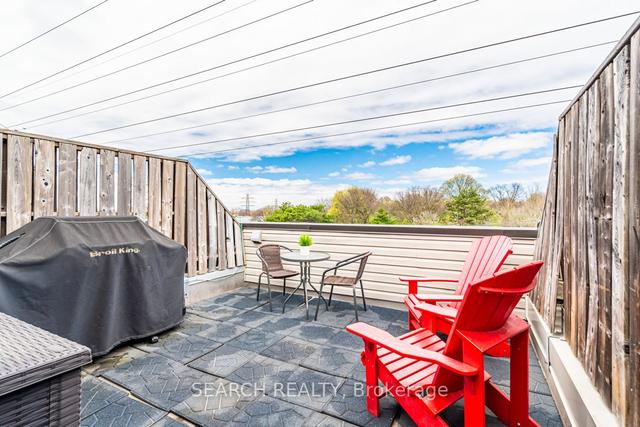 103 - 65 Turntable Cres, Townhouse with 3 bedrooms, 2 bathrooms and 2 parking in Toronto ON | Image 22