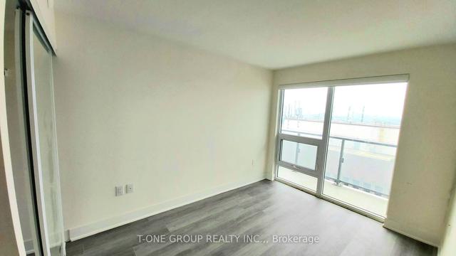 2513 - 955 Bay St, Condo with 3 bedrooms, 2 bathrooms and 1 parking in Toronto ON | Image 15