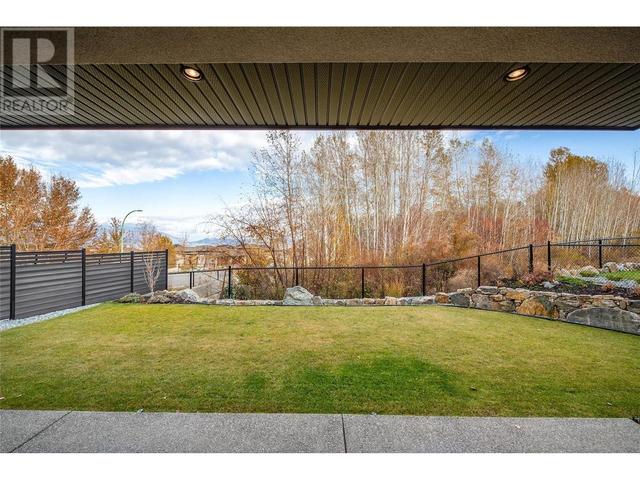 450 Windhover Crt, House detached with 3 bedrooms, 3 bathrooms and 4 parking in Kelowna BC | Image 54