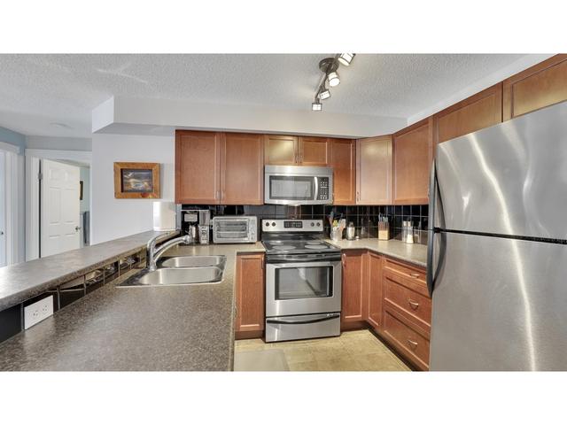 3216 - 205 Third Ave, Condo with 3 bedrooms, 2 bathrooms and 1 parking in Invermere BC | Image 7