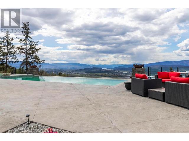 5774 Deadpine Dr, House detached with 6 bedrooms, 5 bathrooms and 3 parking in Central Okanagan BC | Image 46