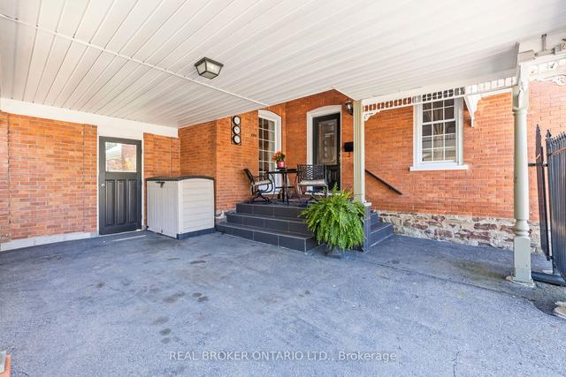 464 Scott St, House detached with 3 bedrooms, 2 bathrooms and 5 parking in St. Catharines ON | Image 36