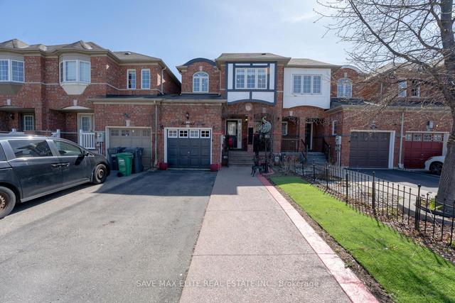 32 Charcoal Way, House attached with 3 bedrooms, 4 bathrooms and 3 parking in Brampton ON | Image 1