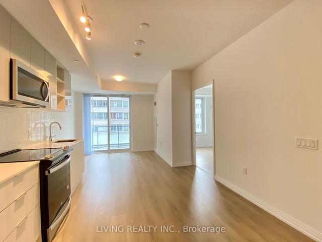 1104 - 25 Holly St, Condo with 1 bedrooms, 1 bathrooms and 0 parking in Toronto ON | Image 4