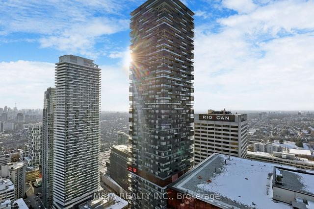4301 - 39 Roehampton Ave, Condo with 1 bedrooms, 2 bathrooms and 0 parking in Toronto ON | Image 19