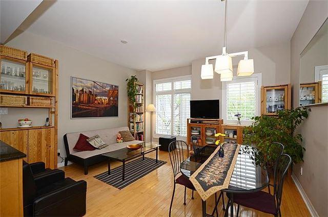 th16 - 6 Wellesley Pl, House attached with 2 bedrooms, 2 bathrooms and 1 parking in Toronto ON | Image 4