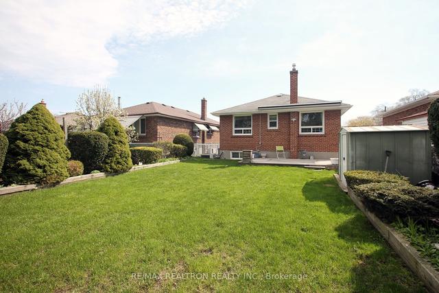 94 Dewey Dr, House detached with 3 bedrooms, 2 bathrooms and 5 parking in Toronto ON | Image 22