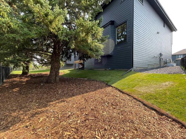 49 Shawnee Heath Sw, House detached with 3 bedrooms, 2 bathrooms and 4 parking in Calgary AB | Image 37