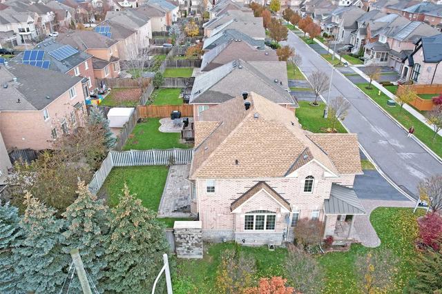 38 Glaceport Cres, House detached with 3 bedrooms, 4 bathrooms and 6 parking in Markham ON | Image 37