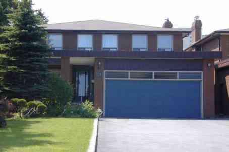 81 St Andrews Blvd, House detached with 4 bedrooms, 4 bathrooms and 10 parking in Toronto ON | Image 1