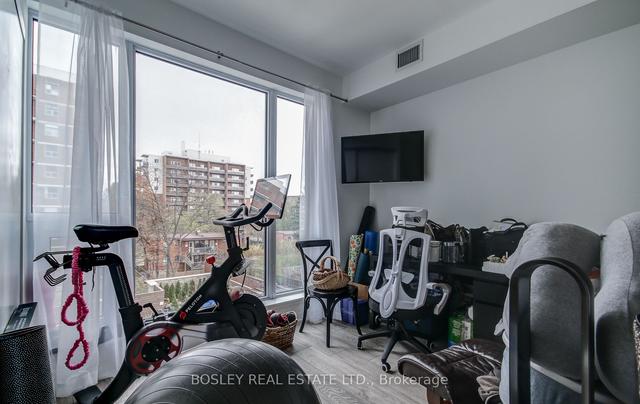 303 - 21 Park St E, Condo with 3 bedrooms, 2 bathrooms and 1 parking in Mississauga ON | Image 5