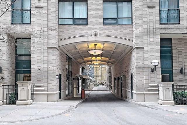 1304 - 35 Hayden St, Condo with 1 bedrooms, 1 bathrooms and 1 parking in Toronto ON | Image 29